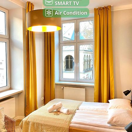 Faust Apartments In The Heart Of Kazimierz By Mint Apartment Krakow Exterior photo